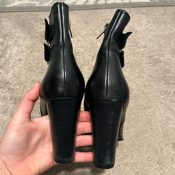 Women’s heeled Boots size 9 - Picture 3 of 6